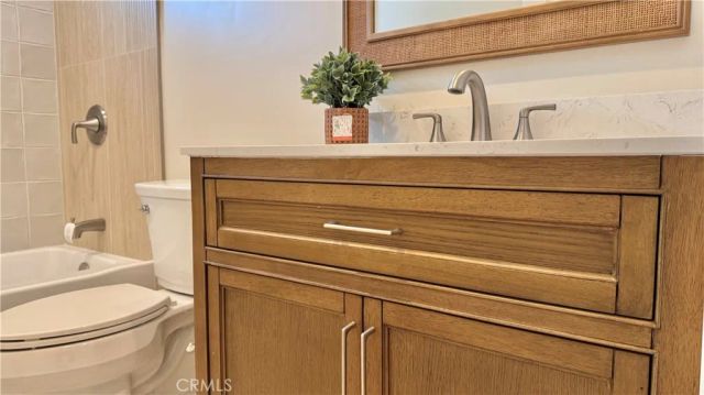 2413 S Victoria, Los Angeles, CA 90016