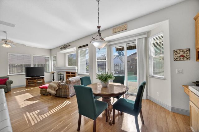 7988 Bothwell Dr, Sacramento, CA 95829