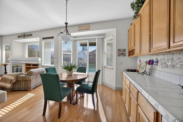 7988 Bothwell Dr, Sacramento, CA 95829