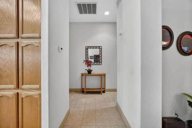 7988 Bothwell Dr, Sacramento, CA 95829