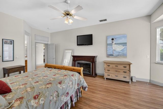 7988 Bothwell Dr, Sacramento, CA 95829