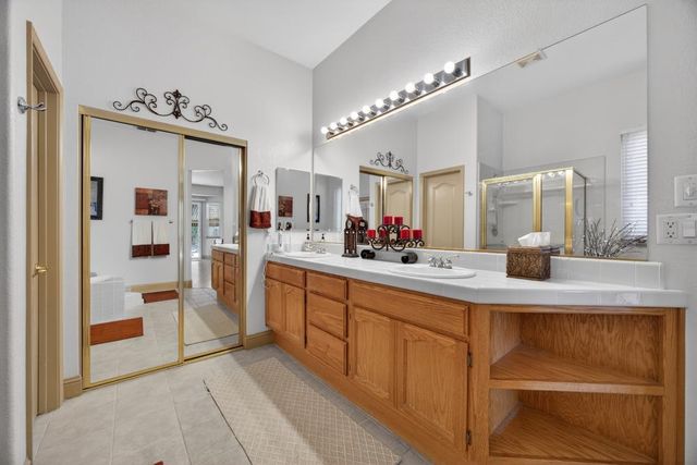 7988 Bothwell Dr, Sacramento, CA 95829