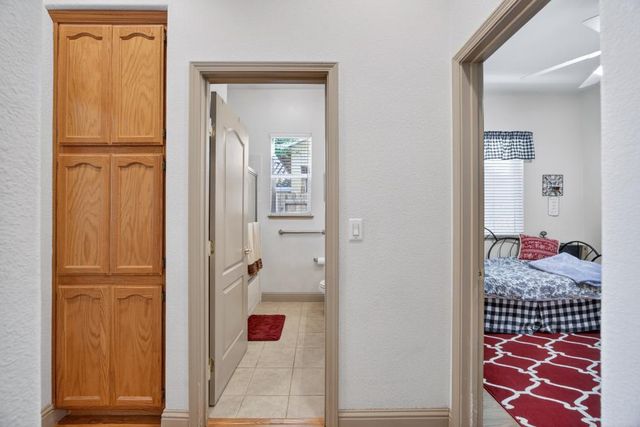 7988 Bothwell Dr, Sacramento, CA 95829