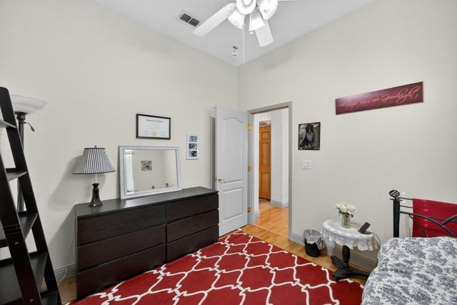 7988 Bothwell Dr, Sacramento, CA 95829