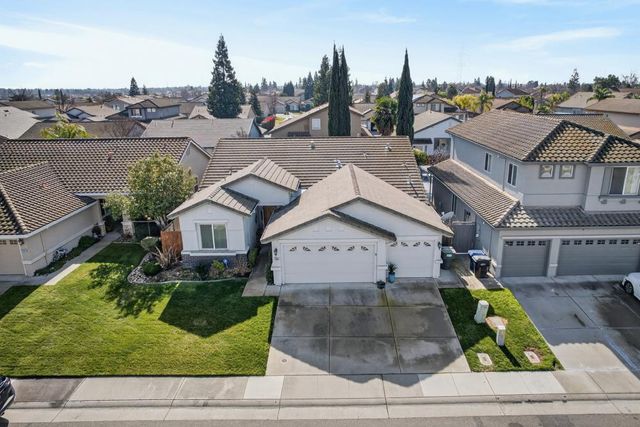 7988 Bothwell Dr, Sacramento, CA 95829