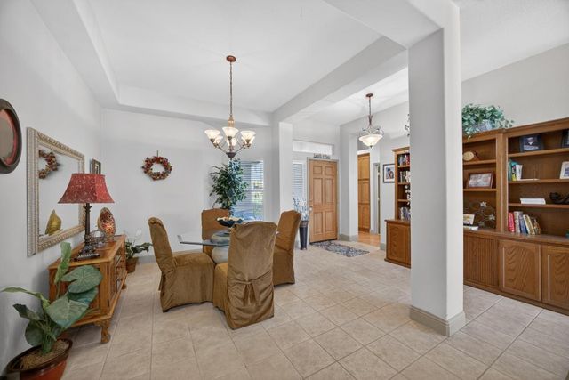 7988 Bothwell Dr, Sacramento, CA 95829