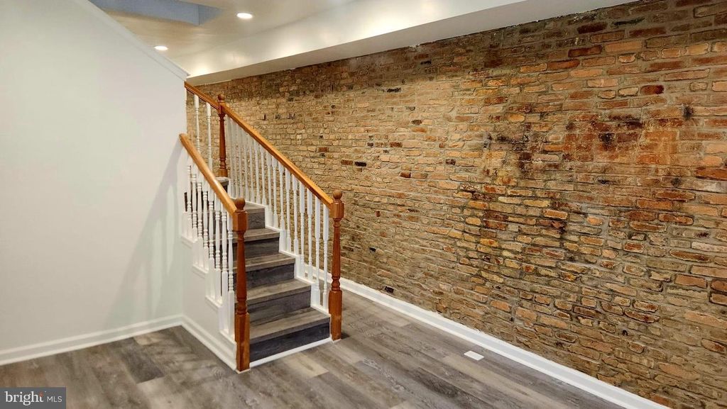 519 E 28TH ST E, Baltimore, MD 21218