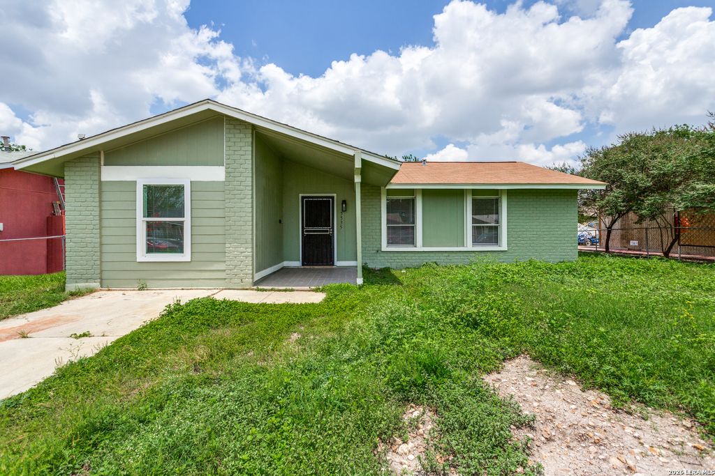 5535 RED SKY ST, San Antonio, TX 78242