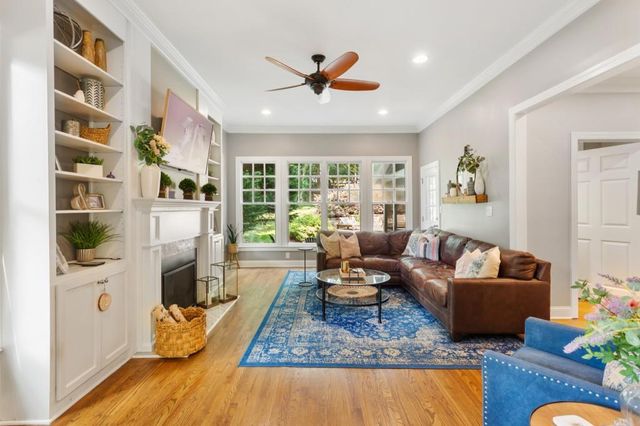965 Hickory Oak Hollow, Roswell, GA 30075