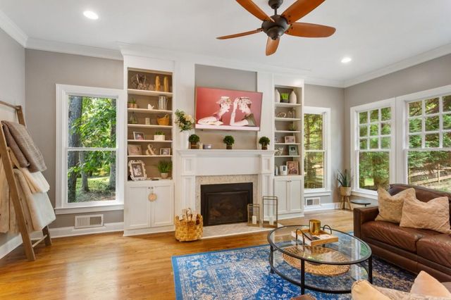 965 Hickory Oak Hollow, Roswell, GA 30075