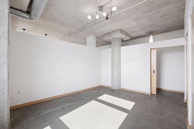 720 N 4th Street 301, Minneapolis, MN 55401