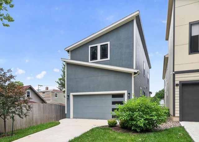 4334 Forest Avenue, Kansas City, MO 64110