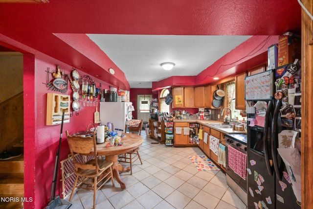 123 Arch Street, Toledo, OH 43605