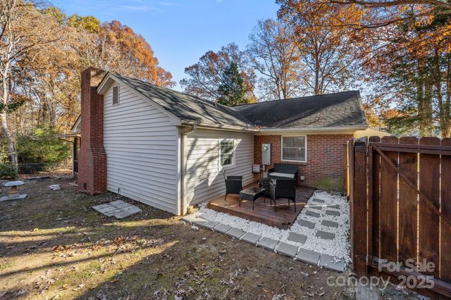 4007 Brookstone Court, Gastonia, NC 28052