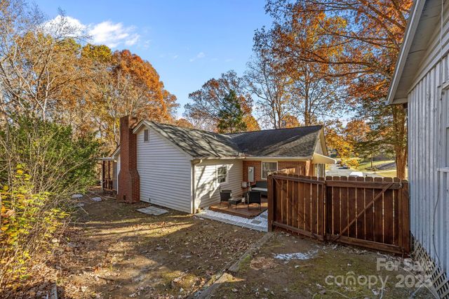 4007 Brookstone Court, Gastonia, NC 28052
