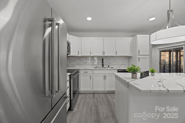 4007 Brookstone Court, Gastonia, NC 28052