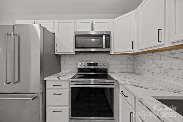 4007 Brookstone Court, Gastonia, NC 28052