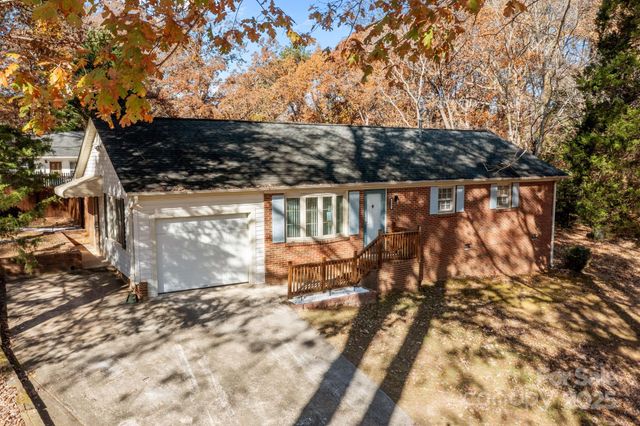 4007 Brookstone Court, Gastonia, NC 28052