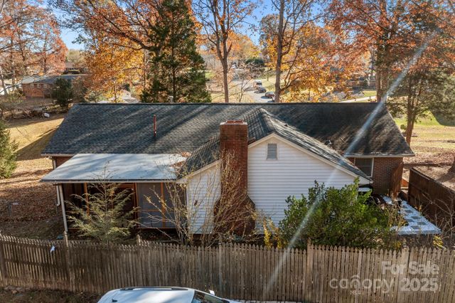 4007 Brookstone Court, Gastonia, NC 28052