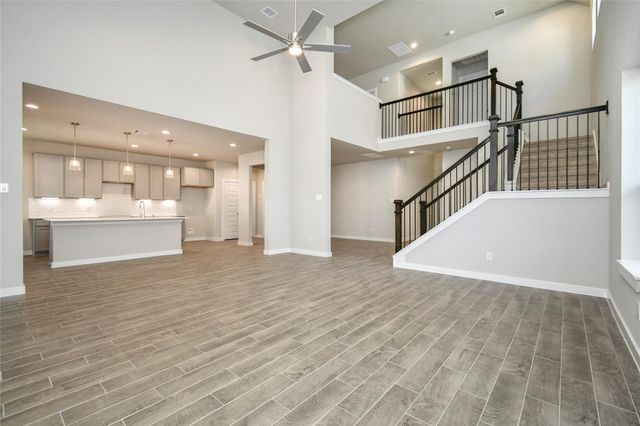 15207 Statice Trail, Houston, TX 77044