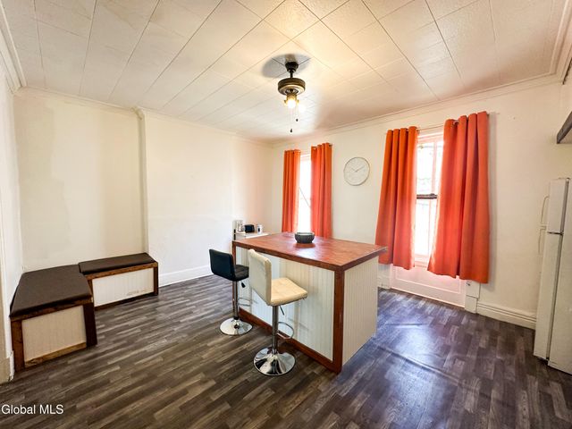 146 Lark Street, Albany, NY 12210