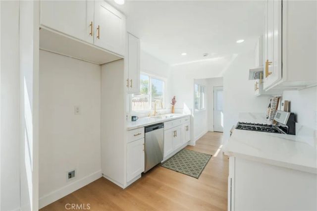 1310 S Belle Avenue, Corona, CA 92882