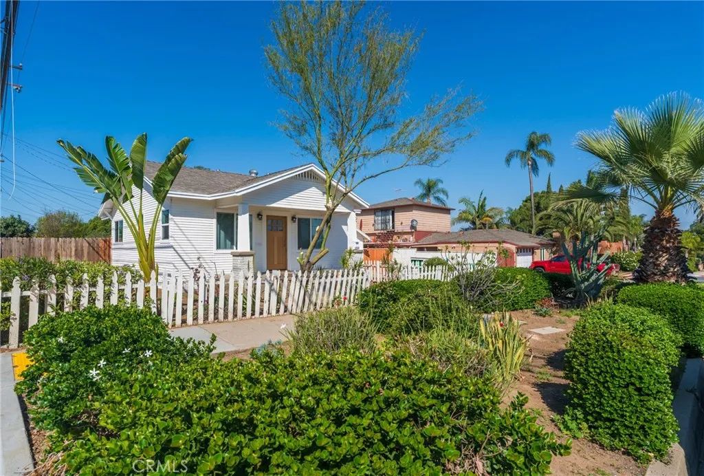 1310 S Belle Avenue, Corona, CA 92882