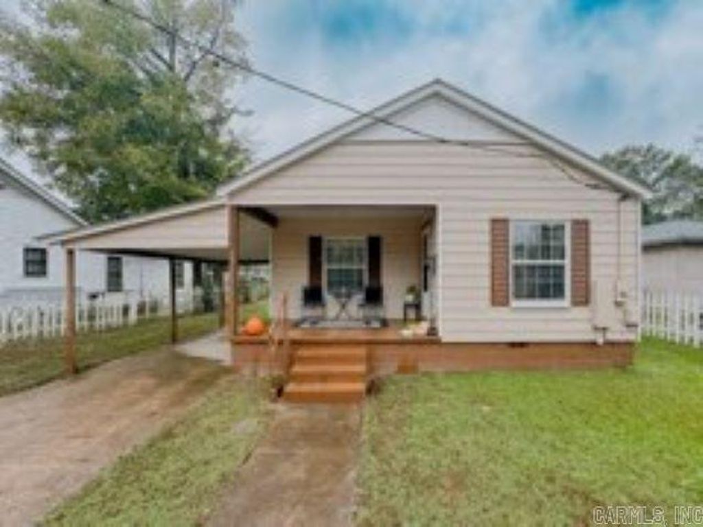 333 N 14th Street, Arkadelphia, AR 71923