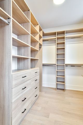 3723 N Oakley Avenue, Chicago, IL 60618