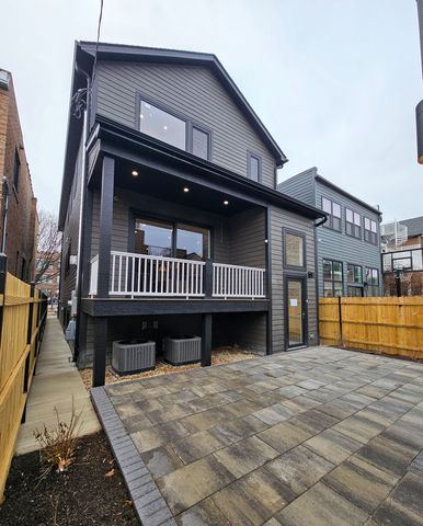 3723 N Oakley Avenue, Chicago, IL 60618