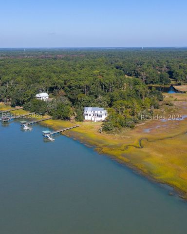 49 River Rd, Daufuskie Island, SC 29915