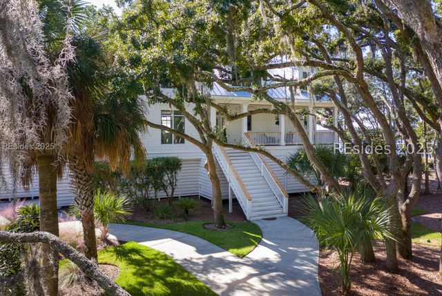 49 River Rd, Daufuskie Island, SC 29915