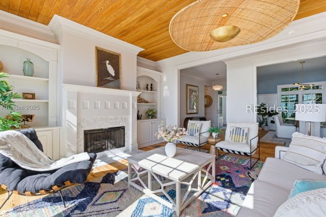 49 River Rd, Daufuskie Island, SC 29915