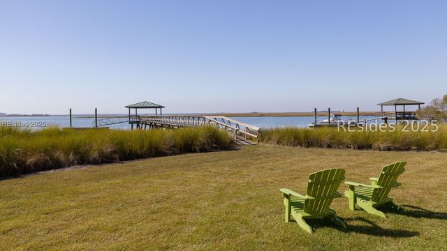 49 River Rd, Daufuskie Island, SC 29915