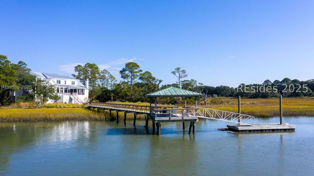 49 River Rd, Daufuskie Island, SC 29915