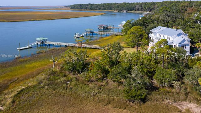 49 River Rd, Daufuskie Island, SC 29915