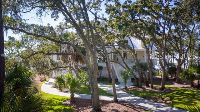 49 River Rd, Daufuskie Island, SC 29915