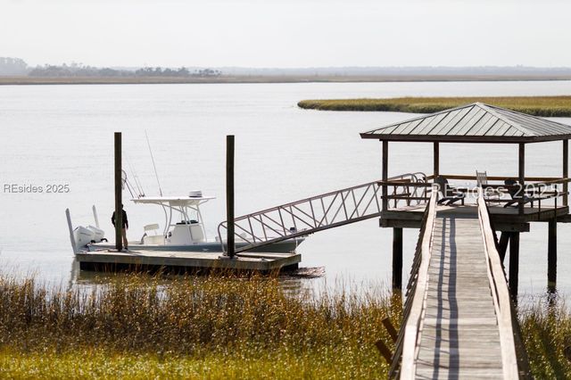 49 River Rd, Daufuskie Island, SC 29915
