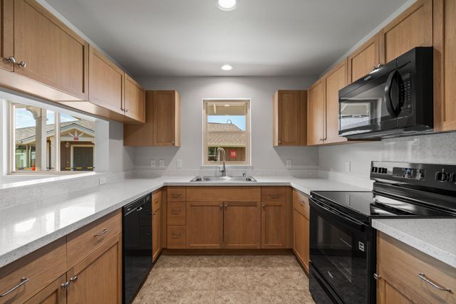 275 Kahoma Village Loop Apt 106, Lahaina, HI 96761