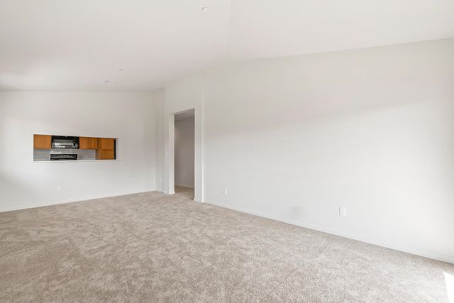 275 Kahoma Village Loop Apt 106, Lahaina, HI 96761