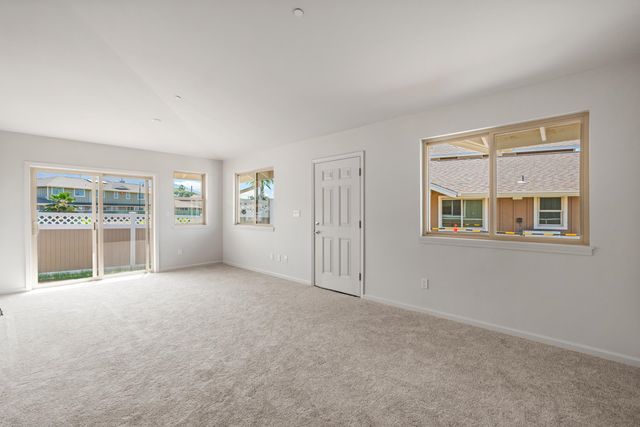 275 Kahoma Village Loop Apt 106, Lahaina, HI 96761