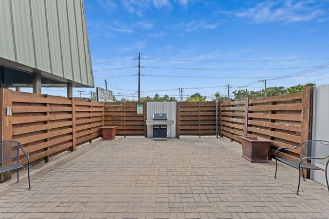3815 Guadalupe ST 303, Austin, TX 78751