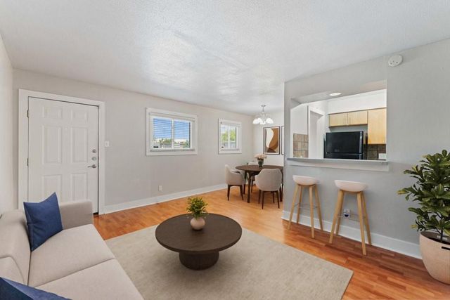 3815 Guadalupe ST 303, Austin, TX 78751