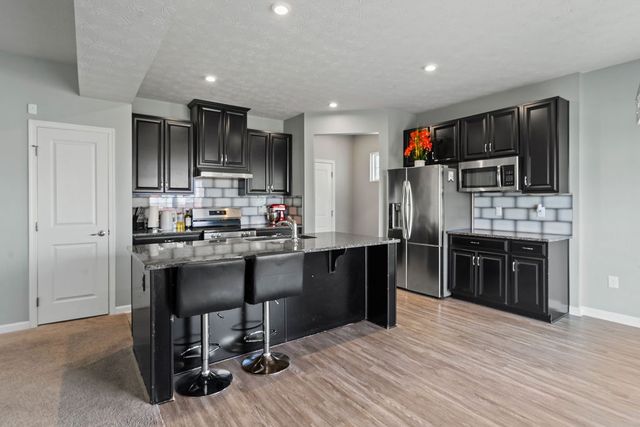 9184 Lakeside Street, Tipp City, OH 45371