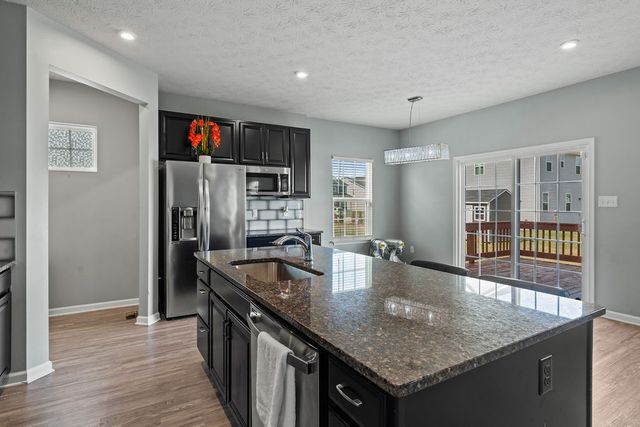 9184 Lakeside Street, Tipp City, OH 45371