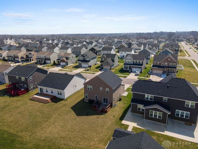 9184 Lakeside Street, Tipp City, OH 45371