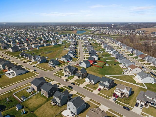 9184 Lakeside Street, Tipp City, OH 45371