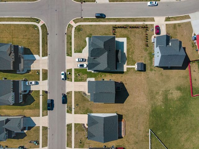 9184 Lakeside Street, Tipp City, OH 45371