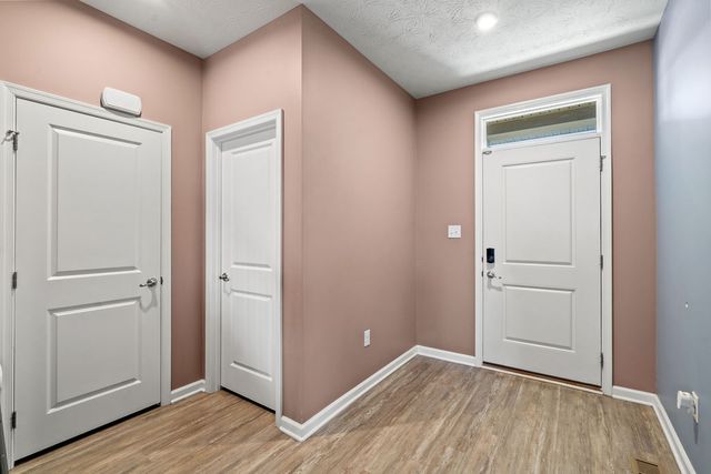 9184 Lakeside Street, Tipp City, OH 45371