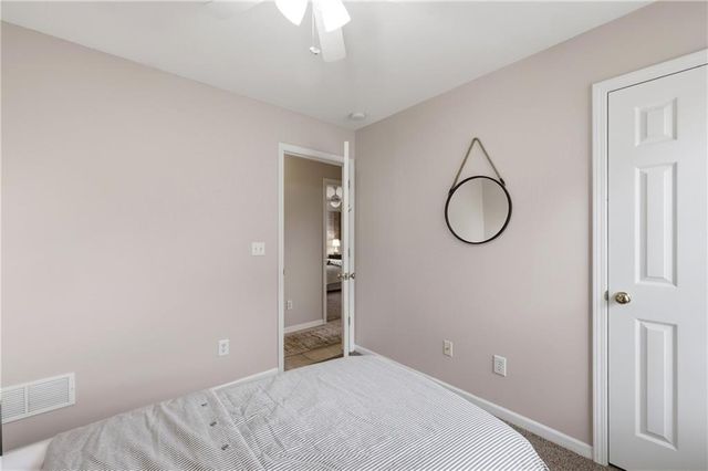 1019 Christie Lane, Grain Valley, MO 64029